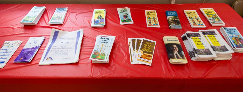 Moment from The Light Still Lives gathering — Mending Minds & Hearts community event